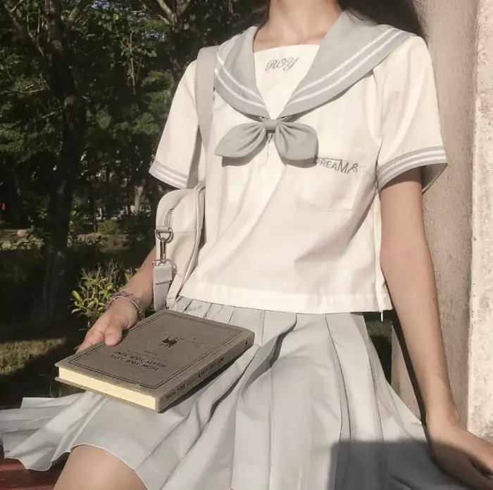 和反派同居的日子